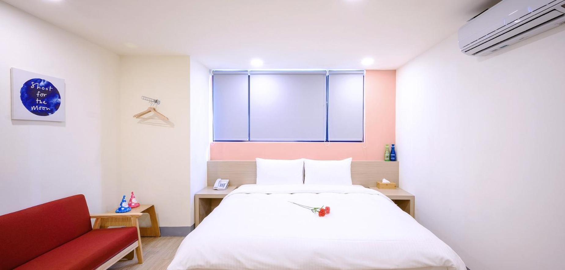 P Inn Тайнань Экстерьер фото