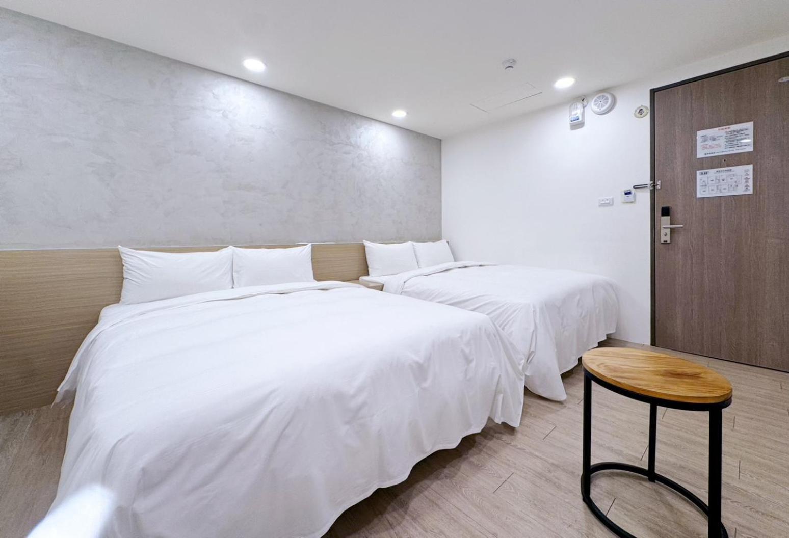 P Inn Тайнань Экстерьер фото