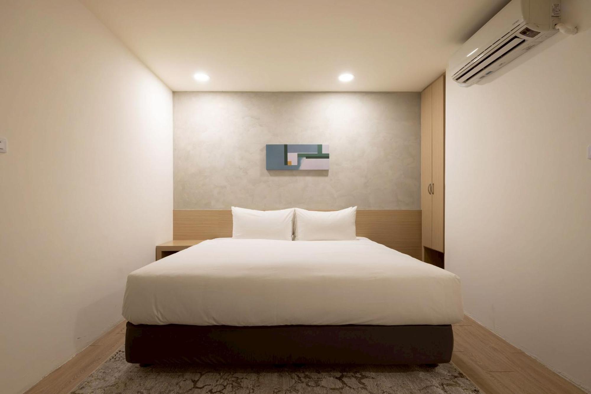 P Inn Тайнань Экстерьер фото
